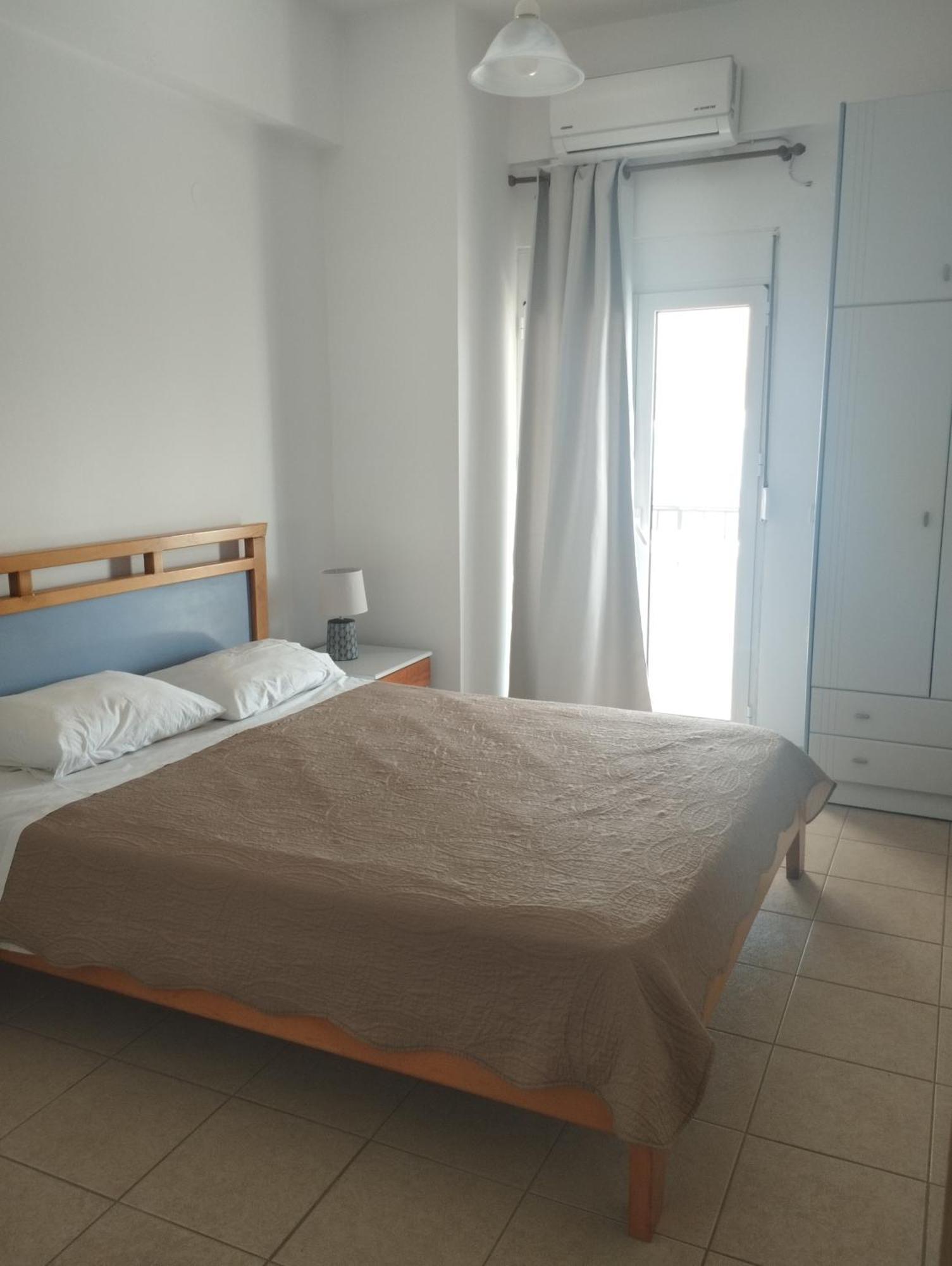 Eirini Apts On The Beach Psari Forada Room photo