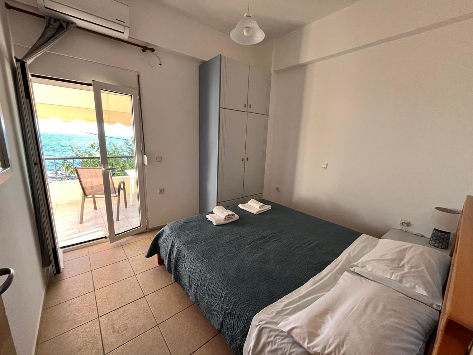 Eirini Apts On The Beach Psari Forada Exterior photo